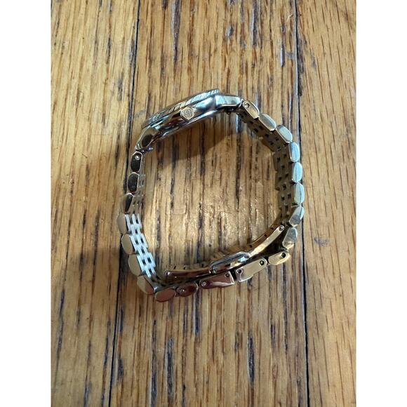 KENDRA SCOTT | ALEX GOLD TONE STAINLESS STEEL 28MM WATCH IVORY MOTHER OF PEARL - Picture 3 of 7